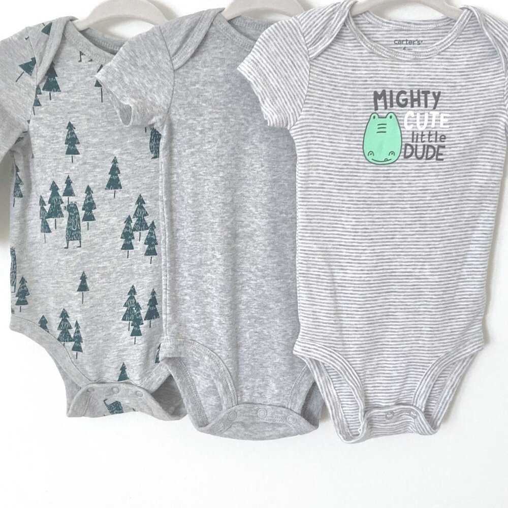 Baby Bundle/Lot 3-6M - Grey Stripes - Carter's/Gap - T-shirt/Bodsuit Set - Picture 2 of 9